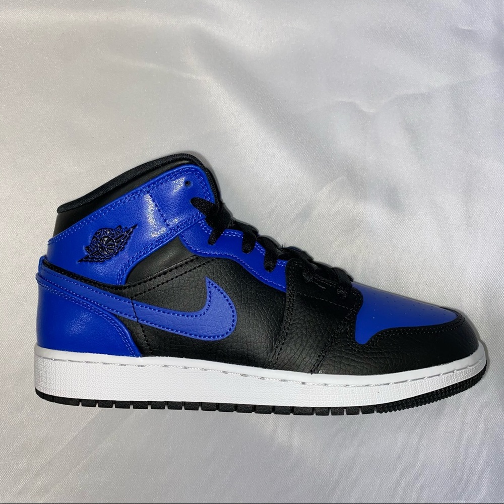 Nike Air Jordan 1 Mid GS Hyper Royal 6.5Y 8W NEW - Picture 1 of 4